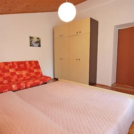 Nyaraló House Orieta 385