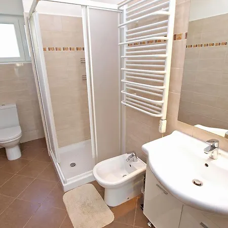 House Orieta 385 Nyaraló Póla