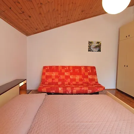 House Orieta 385 * Póla